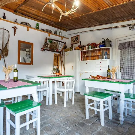 Vikendica Beautiful In Dalj With Wifi Bogojevo