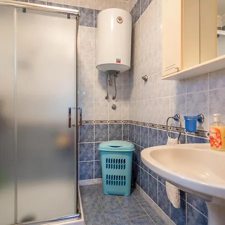 Beautiful In Dalj With Wifi