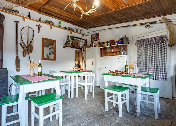 Дом отдыха Beautiful In Dalj With Wifi Bogojevo